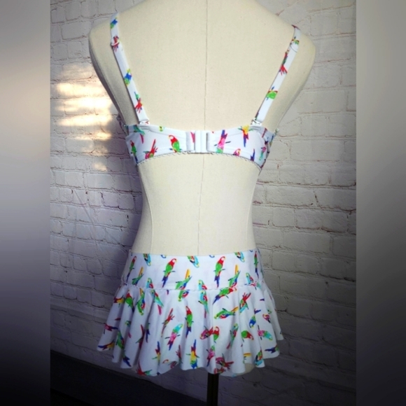 Floozie by Frost French Bikini | Parrot Print | Size 34D Top & UK 8/US 4 Bottom - Picture 3 of 7